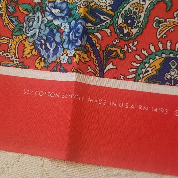 Beautiful Vintage Wamcraft Red Blue Paisley and Floral Scarf Bandana - Picture 4 of 6